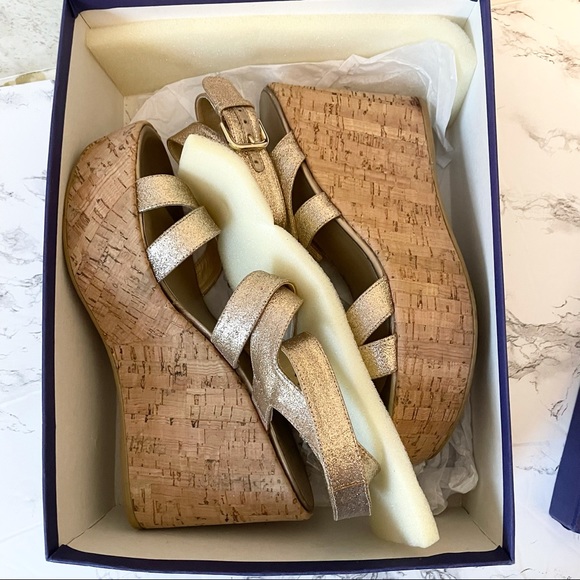 *STUART WEITZMAN* Today Sand Gold Glitter Wedges - Picture 8 of 13